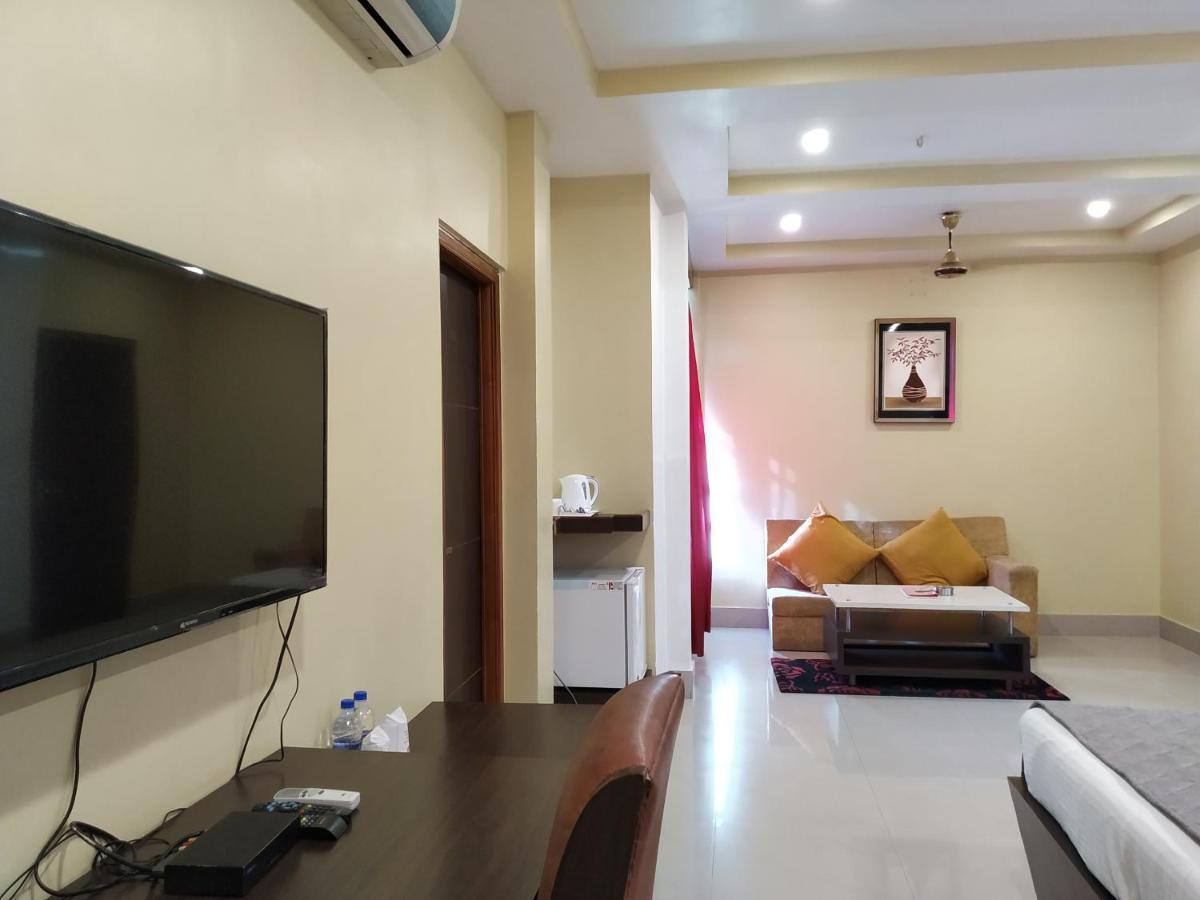 Hotel Sc Continental Itānagar Esterno foto